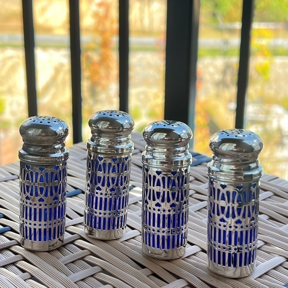 Vintage salt and pepper shakers
